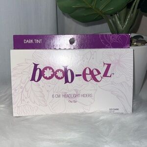 Boob-eez headlight hiders
